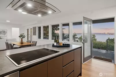 2514 Shoreland Drive S, Seattle, WA 98144 - Photo 37