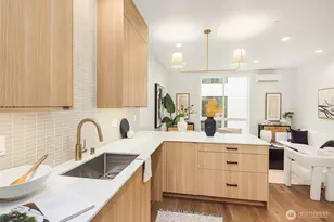 4419 2nd Ave NE, Seattle, WA 98105 - Photo 9