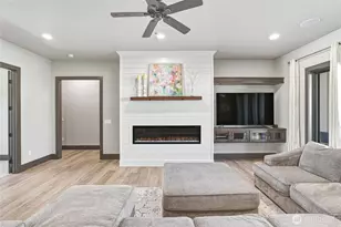 760 S Perry Ave, East Wenatchee, WA 98802 - Photo 3