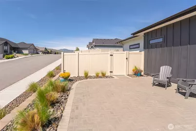 760 S Perry Avenue, East Wenatchee, WA 98802 - Photo 39