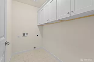18224 Rockwood Ct SE, Yelm, WA 98597 - Photo 9