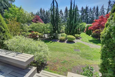 2013 210th Circle NE, Sammamish, WA 98074 - Photo 35