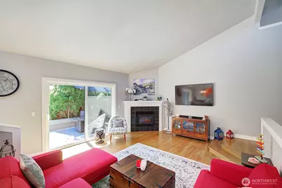 2013 210th Circle NE, Sammamish, WA 98074 - Photo 13