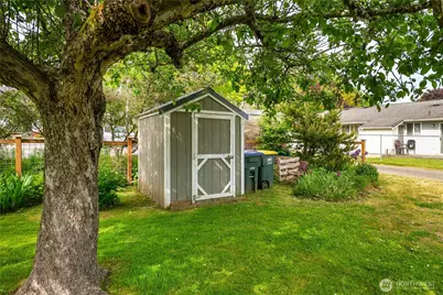 2320 Queen Street, Bellingham, WA 98229 - Photo 25