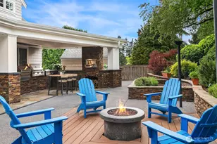 10910 NE 18th Pl, Bellevue, WA 98004 - Photo 35