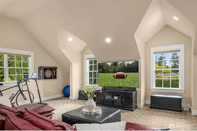 10910 NE 18th Place, Bellevue, WA 98004 - Photo 27
