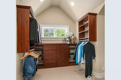10910 NE 18th Place, Bellevue, WA 98004 - Photo 25