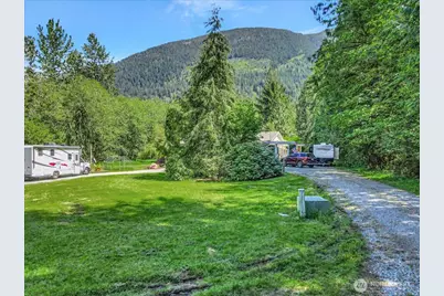 21103 252nd Street NE, Arlington, WA 98223 - Photo 33