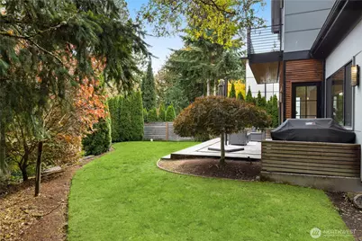 7002 93rd Avenue SE, Mercer Island, WA 98040 - Photo 39