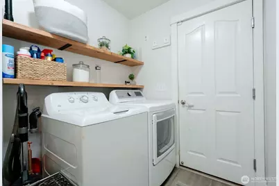 1711 Main Street, Lynden, WA 98264 - Photo 17