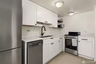 4206 Dayton Ave N, Seattle, WA 98103 - Photo 23
