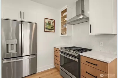 4206 Dayton Avenue N, Seattle, WA 98103 - Photo 13
