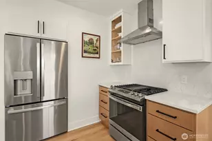 4206 Dayton Ave N, Seattle, WA 98103 - Photo 13