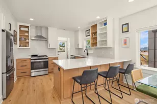 4206 Dayton Ave N, Seattle, WA 98103 - Photo 7