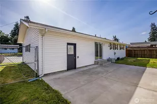 2709 R St SE, Auburn, WA 98002 - Photo 23