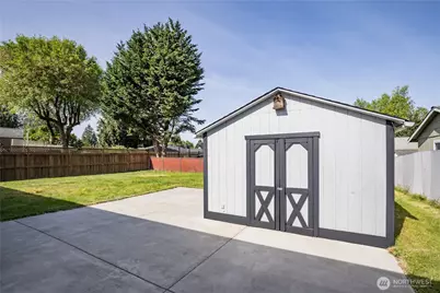 2709 R Street SE, Auburn, WA 98002 - Photo 21