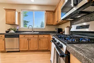 17749 110th Pl SE, Renton, WA 98055 - Photo 7