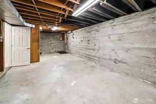 1612 SW 166th St, Burien, WA 98166 - Photo 27
