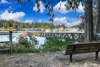 13223 NE Cambridge Crest Way, Bainbridge Island, WA 98110 - Photo 37