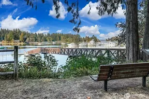 13223 NE Cambridge Crest Way, Bainbridge Island, WA 98110 - Photo 37