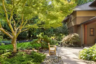 13223 NE Cambridge Crest Way, Bainbridge Island, WA 98110 - Photo 3