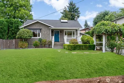 724 16th Avenue W, Kirkland, WA 98033 - Photo 1