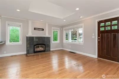 724 16th Avenue W, Kirkland, WA 98033 - Photo 3