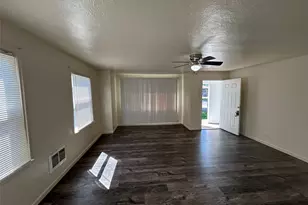 2914 Washington Way, Longview, WA 98632 - Photo 3