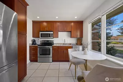 7904 39th Avenue SW, Seattle, WA 98136 - Photo 11
