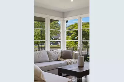 7904 39th Avenue SW, Seattle, WA 98136 - Photo 5