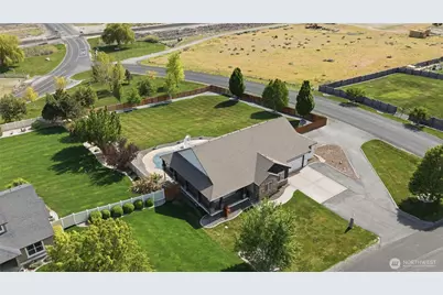 98303 E Ridgeview Drive, Kennewick, WA 99338 - Photo 21