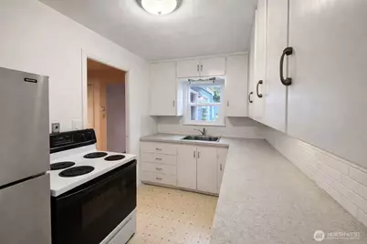 743 N 86th Street, Seattle, WA 98103 - Photo 13