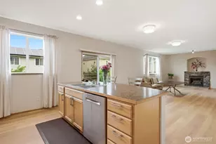 261 Bremerton Ave NE, Renton, WA 98059 - Photo 17
