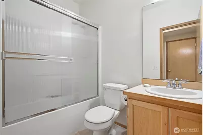 261 Bremerton Avenue NE, Renton, WA 98059 - Photo 11