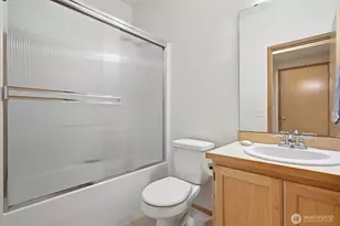 261 Bremerton Ave NE, Renton, WA 98059 - Photo 11