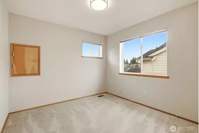 261 Bremerton Avenue NE, Renton, WA 98059 - Photo 23