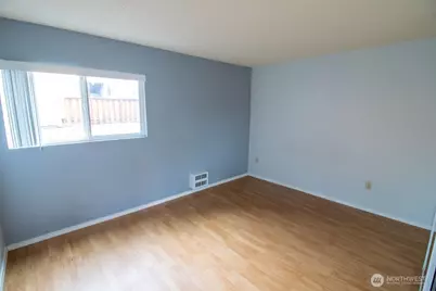 8800 20th Avenue NE #B108, Seattle, WA 98115 - Photo 7