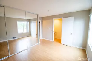 8800 20th Ave NE, Seattle, WA 98115 - Photo 11