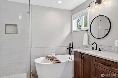 24861 NE 1st Place, Sammamish, WA 98074 - Photo 29