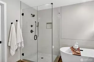 24861 NE 1st Pl, Sammamish, WA 98074 - Photo 31
