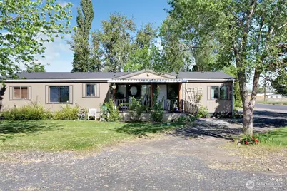 4379 Jackie Drive NE, Moses Lake, WA 98837 - Photo 1