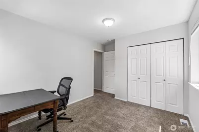 11013 Meridian Avenue S, Everett, WA 98208 - Photo 17