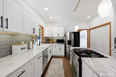 609 108th Place SE, Everett, WA 98208 - Photo 11