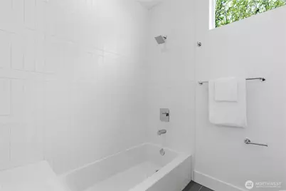 6223 9th Avenue NE, Seattle, WA 98115 - Photo 15