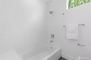 6223 9th Ave NE, Seattle, WA 98115 - Photo 15