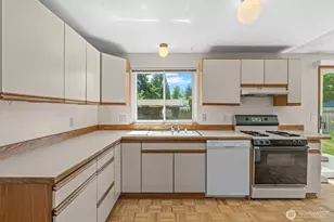 13021 SE 206th Pl, Kent, WA 98031 - Photo 15