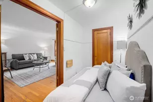 519 W Roy St, Seattle, WA 98119 - Photo 13