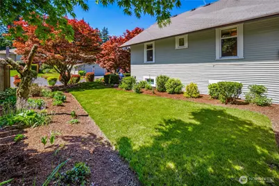 8920 240th Street SW, Edmonds, WA 98026 - Photo 33