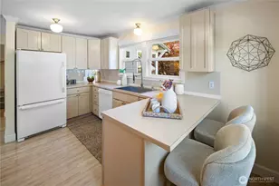 8920 240th St SW, Edmonds, WA 98026 - Photo 7
