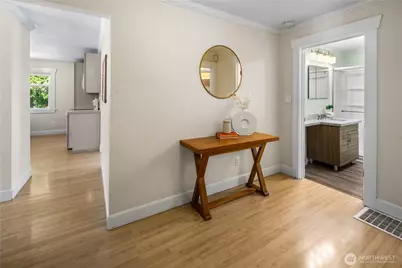8920 240th Street SW, Edmonds, WA 98026 - Photo 13